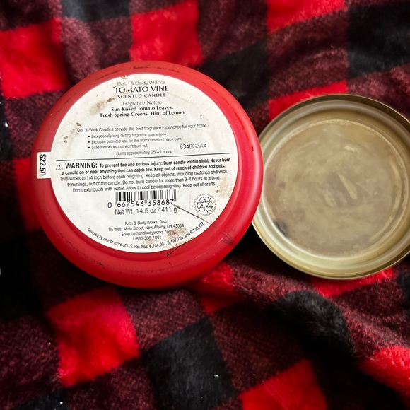 Tomato Vine 3 wick candle bath and body works